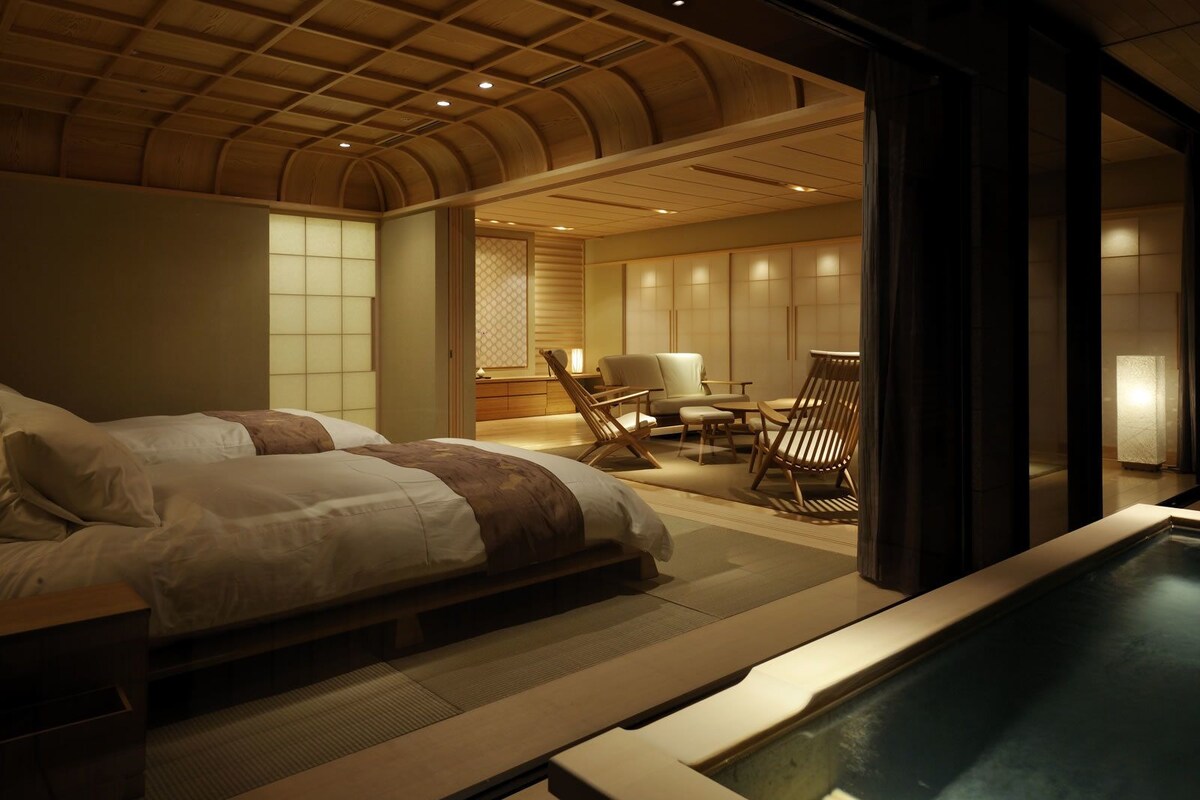 Luxury-Suite (Japanese)
