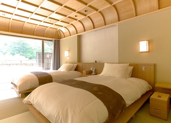 Japanese Grand Suite - Private open air bath | Premium bedding, minibar, in-room safe, soundproofing