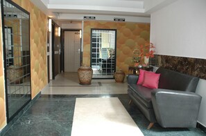 Khu tiếp khách ở sảnh