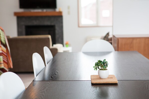 In-room dining - Shirokuma 1 (Kutchan)