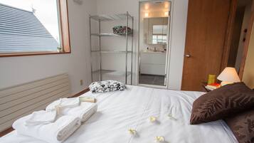 Townhome, 4 Bedrooms (with Bunk) | 4 bedrooms, in-room safe, desk, iron/ironing board