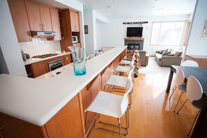 Townhome, 4 Bedrooms (with Bunk) | Private kitchenette | Full-size fridge, microwave, oven, stovetop