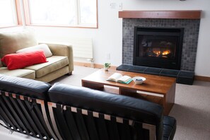 Townhome, 5 Bedrooms