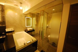 Premium Double Room | Bathroom - Hotel BUTI & (Incheon)