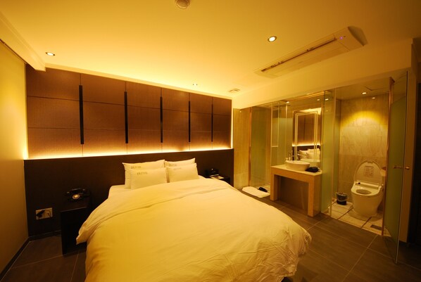 高档床上用品、羽绒被、免费 WiFi