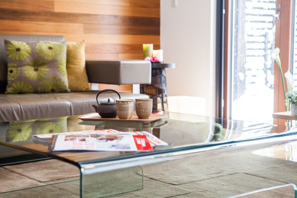 Townhome, 4 Bedrooms | In-room dining