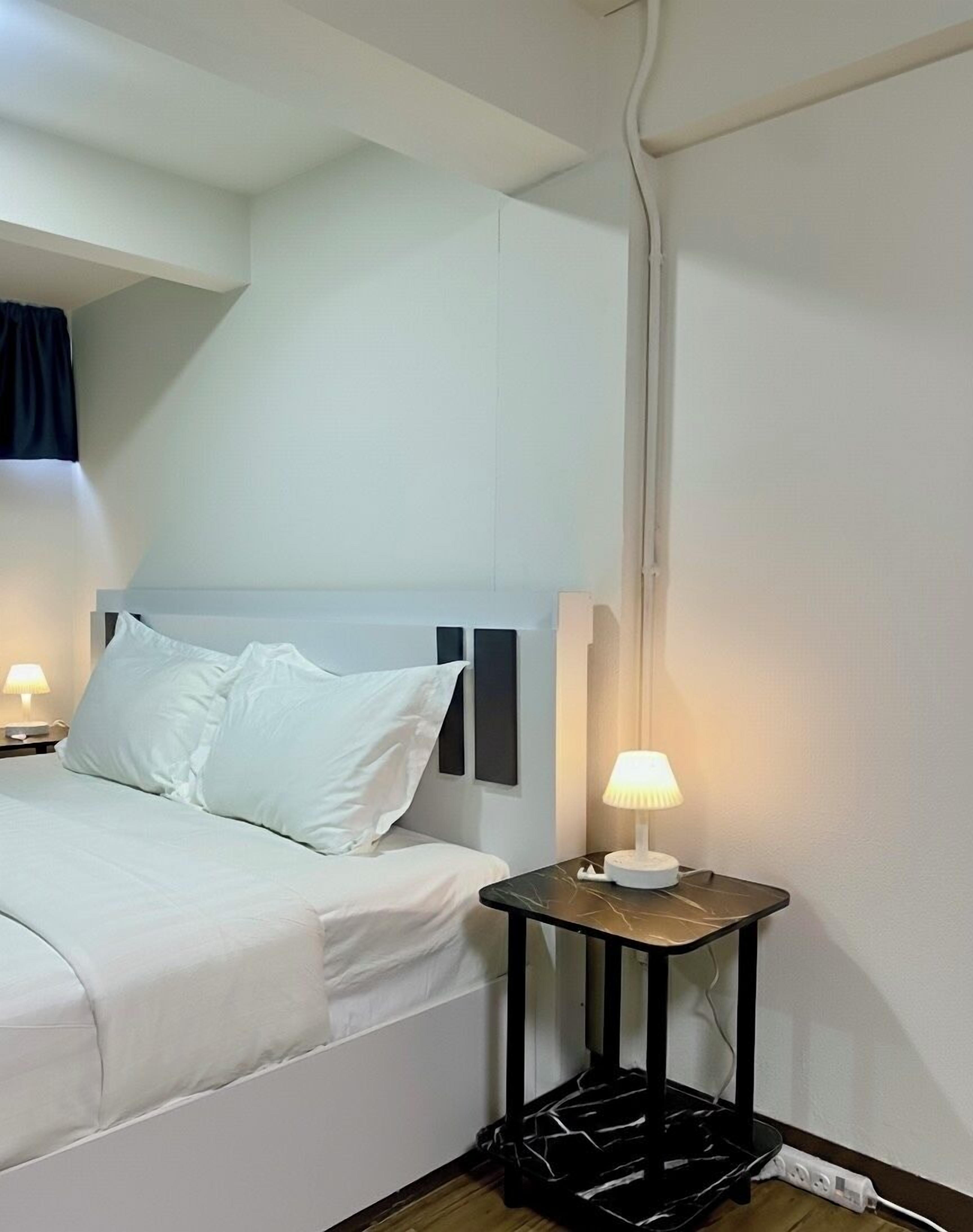 Standard Room | Desk, free WiFi, bed sheets