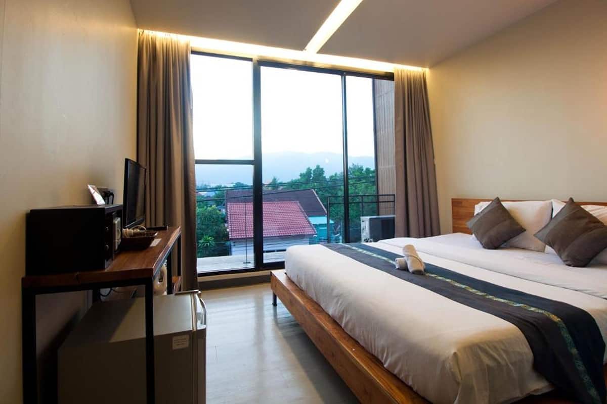 Deluxe Mountain View | Escritorio, wifi gratis y ropa de cama