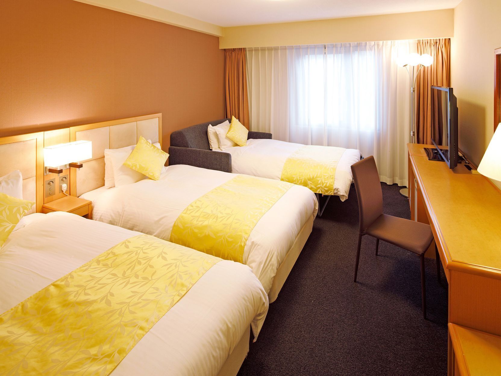 Desk, iron/ironing board, free WiFi, bed sheets