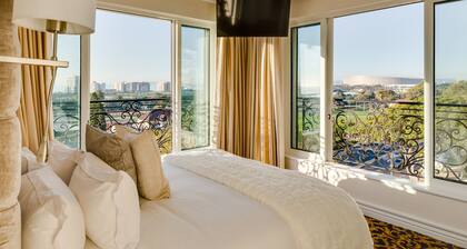 Versailles Luxury Apartments and Suites