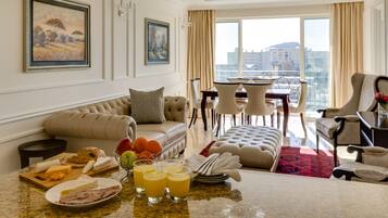 Room service - dining