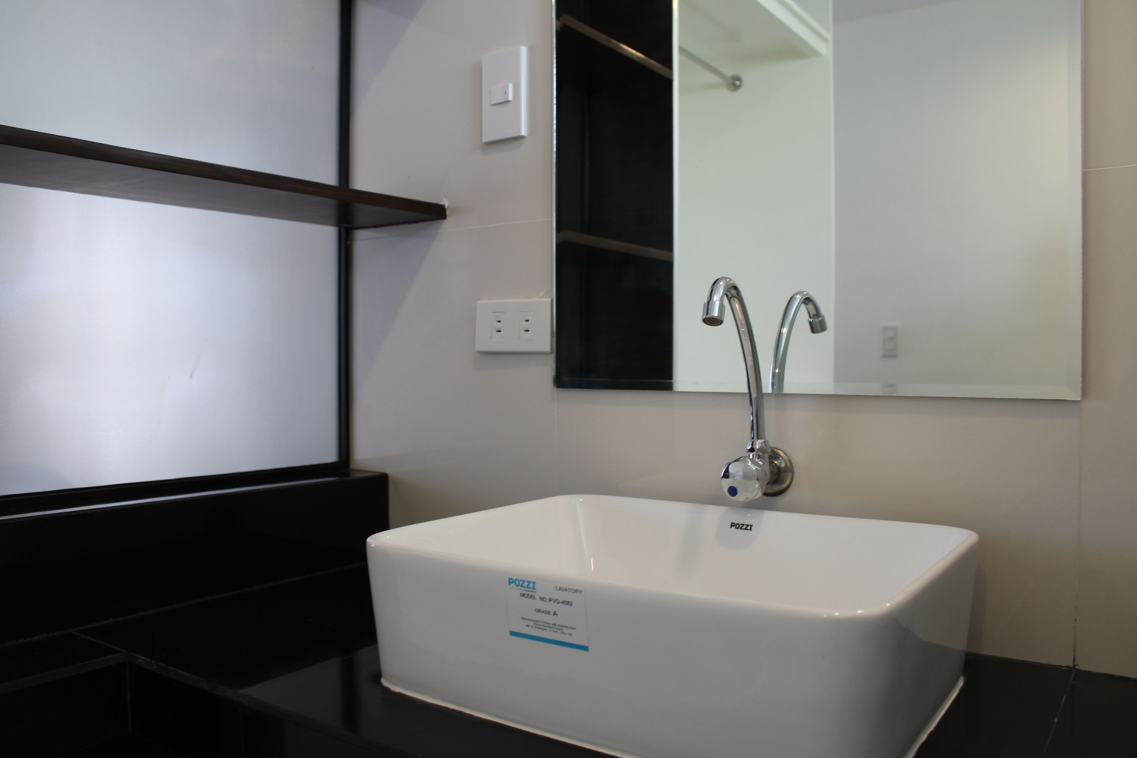 standard single room | bathroom sink