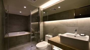 Deluxe Quadruple Room, 2 Double Beds | Bathroom | Free toiletries, hair dryer, slippers