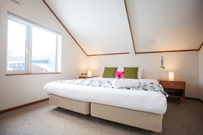 Apartamento, 3 quartos | 3 quartos, roupas de cama premium, berços (sobretaxa), Wi-Fi de cortesia