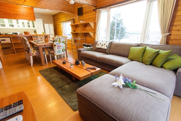 Apartamento, 3 quartos | 3 quartos, roupas de cama premium, berços (sobretaxa), Wi-Fi de cortesia