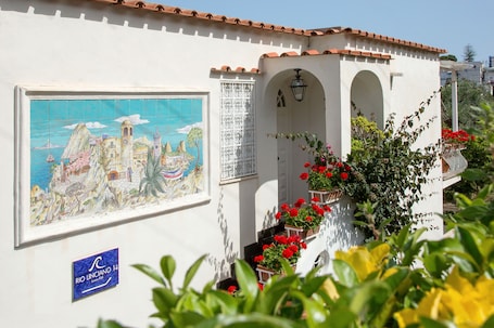 Entrada de la propiedad