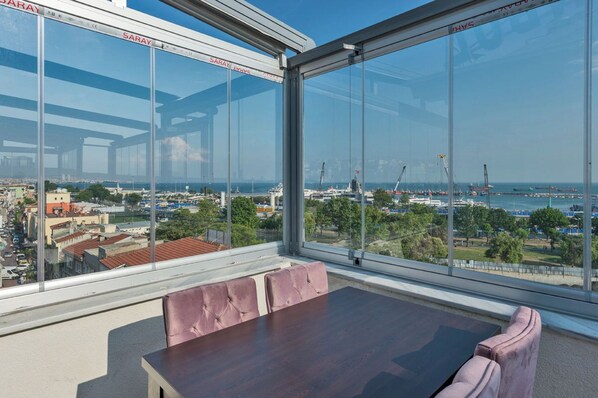 Rooftop terrace - Matiat Hotel Istanbul (Istanbul)