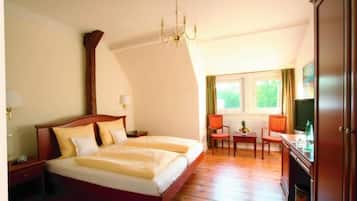 Minibar, in-room safe, free WiFi, bed sheets