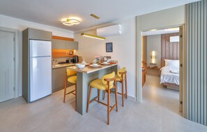 Luxury Apartment, 2 Bedrooms | Minibar, desk, bed sheets - Samira Resort Hotel Aparts & Villas (Kas)