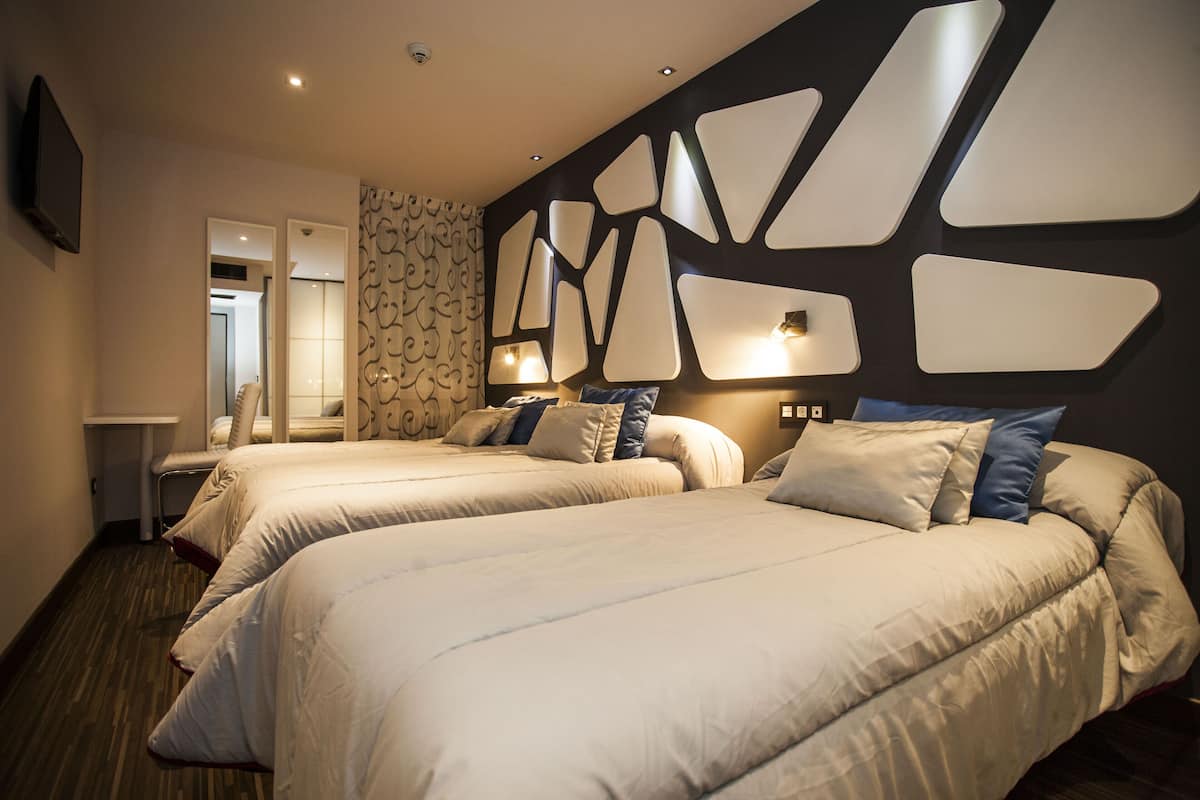 Tomannsrom – standard (with extra bed) | Wi-fi (inkludert) og sengetøy