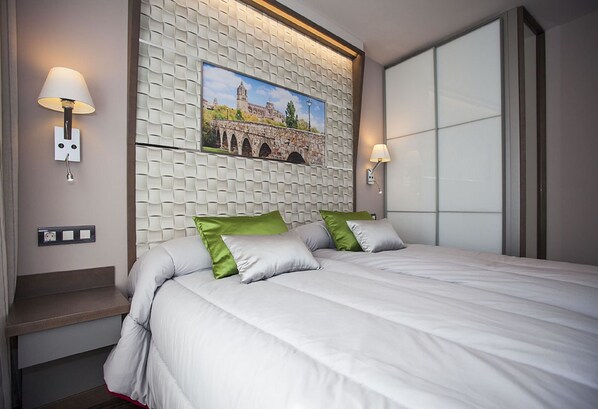 Free WiFi, bed sheets