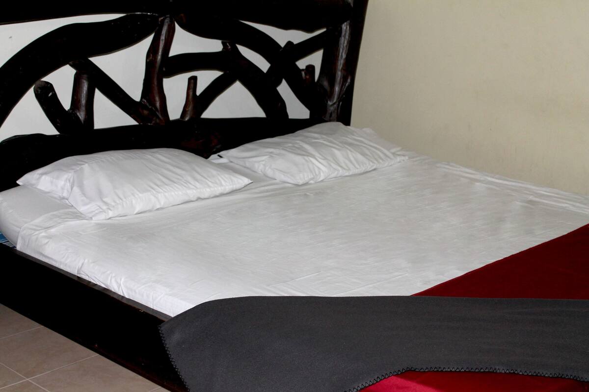 Luxury Room, Non Smoking, City View