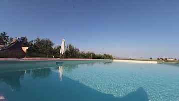 Piscina stagionale all'aperto