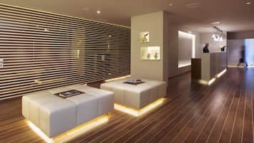 Sala de estar en el lobby