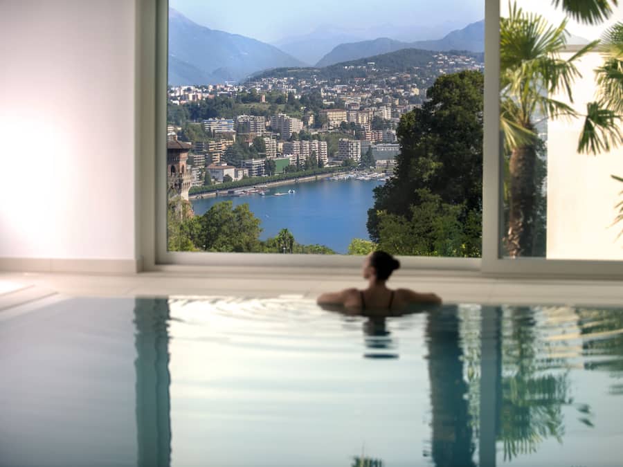 Couples treatment rooms, sauna, hot tub, steam room, Turkish bath