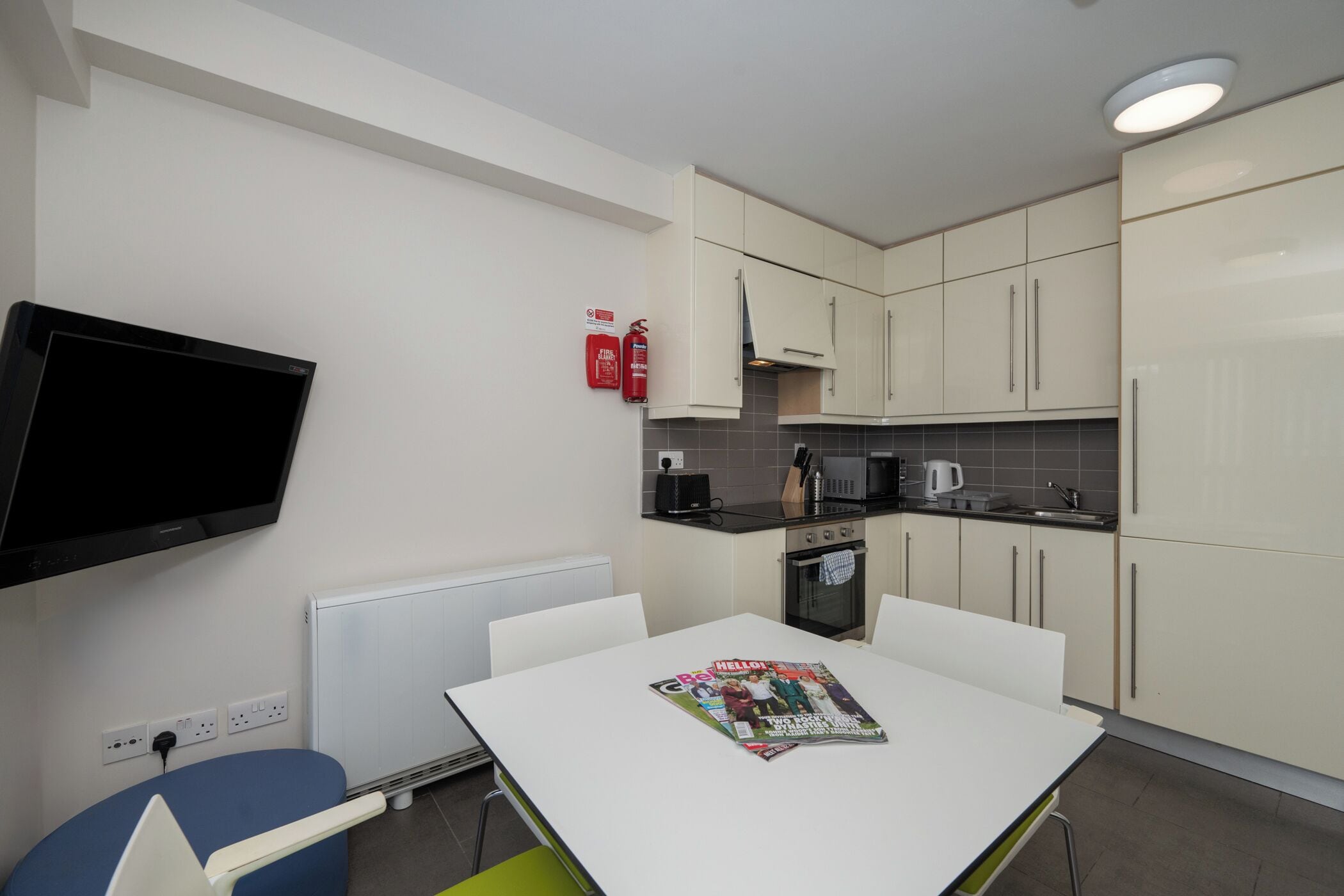 Photo - Victoria Lodge - UCC Summer Beds