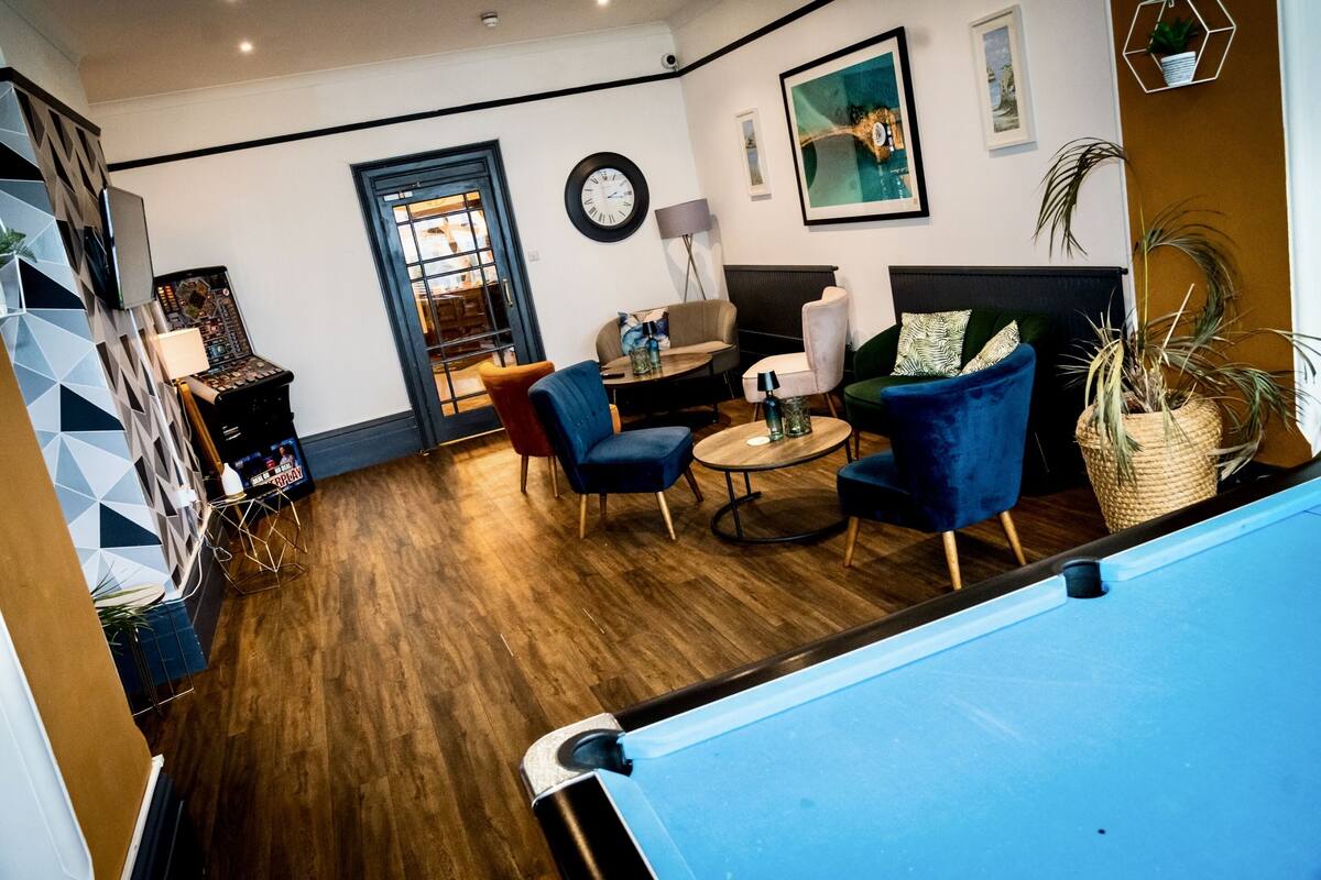 lounge