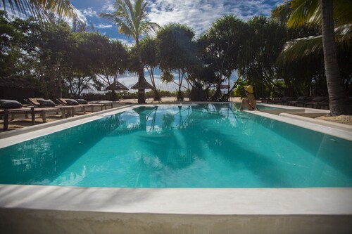 Uzuri Boutique Hotel