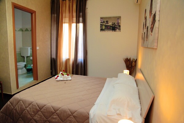 Desk, iron/ironing board, free WiFi