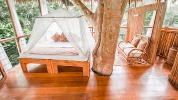 Treehouse 3-Rio-Vista