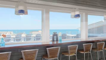 Ocean views, serves lunch and happy hour