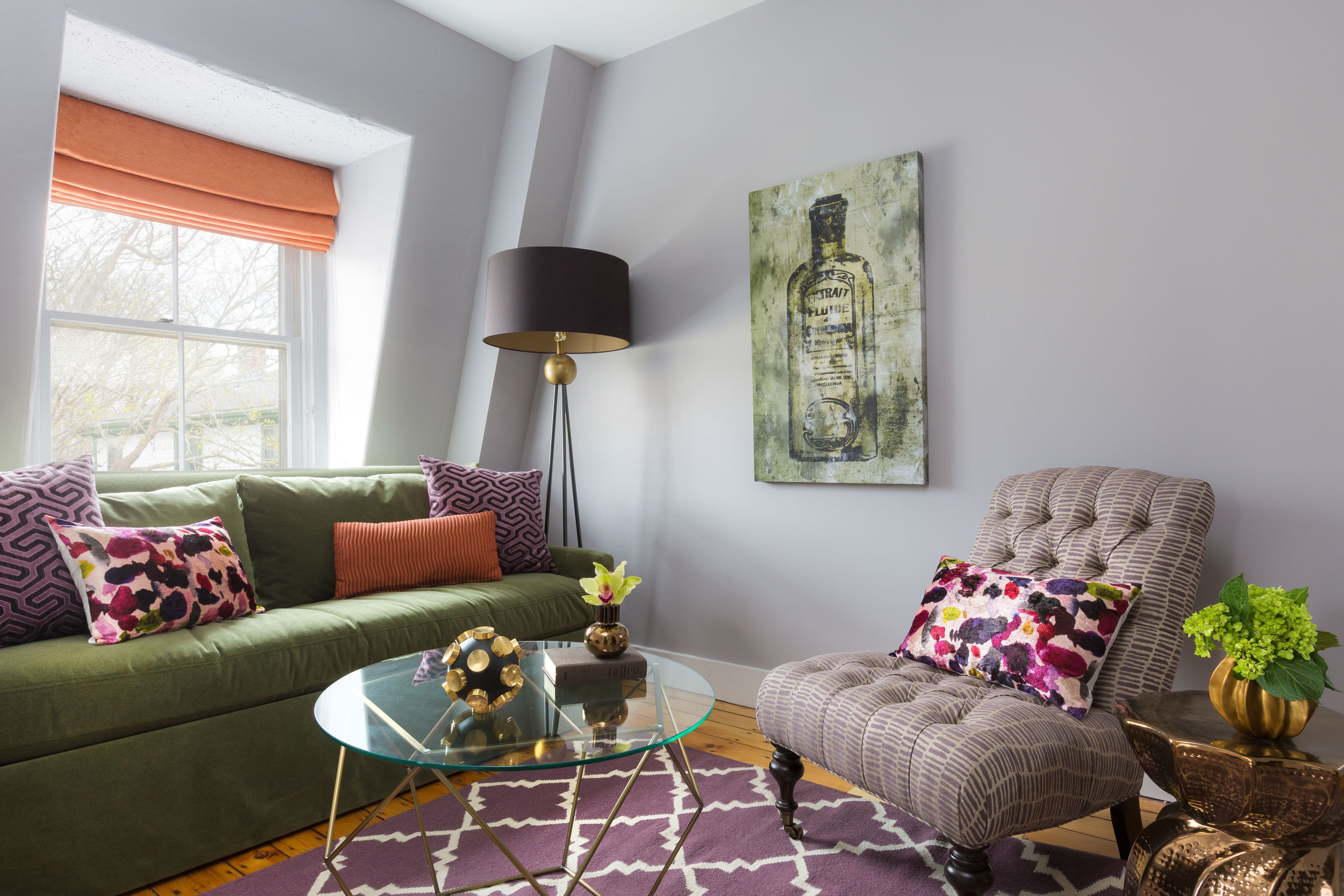 queen suite (free curated small plates breakfast included) | living area | 40-inch led tv with cable channels, tv