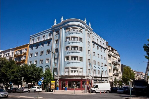 Front of property - Tagus Royal Residence - Hostel (Lisbon)