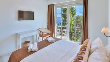 Sea View Room | Literie de qualité supérieure, minibar, coffres-forts dans les chambres
