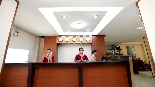 Reception - Eden Palace Hotel (Yangon)