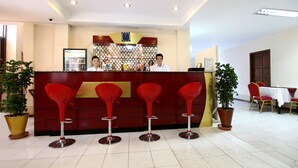 Bar (on property) - Eden Palace Hotel (Yangon)