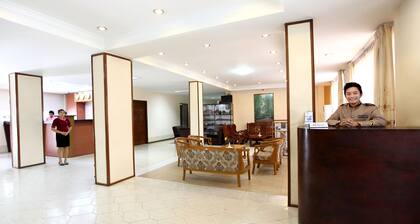 Eden Palace Hotel