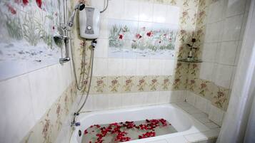 Bañera profunda