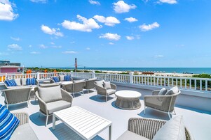 Sundeck