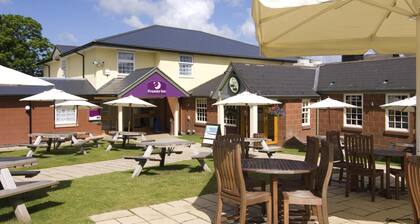 Premier Inn Shrewsbury North - Harmer Hill