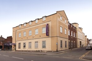 Exterior - Premier Inn Stratford-Upon-Avon Central (Stratford-upon-Avon)