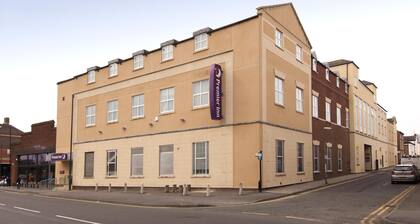 Premier Inn Stratford-Upon-Avon Central