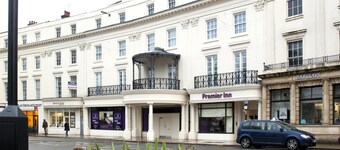 Premier Inn Leamington Spa Town Centre