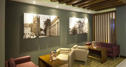 Premier Inn Leamington Spa Town Centre