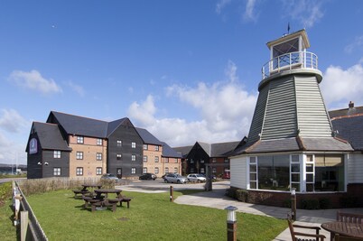 Premier Inn Poole Centre - Holes Bay