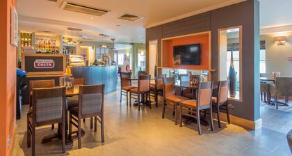 Premier Inn Poole North